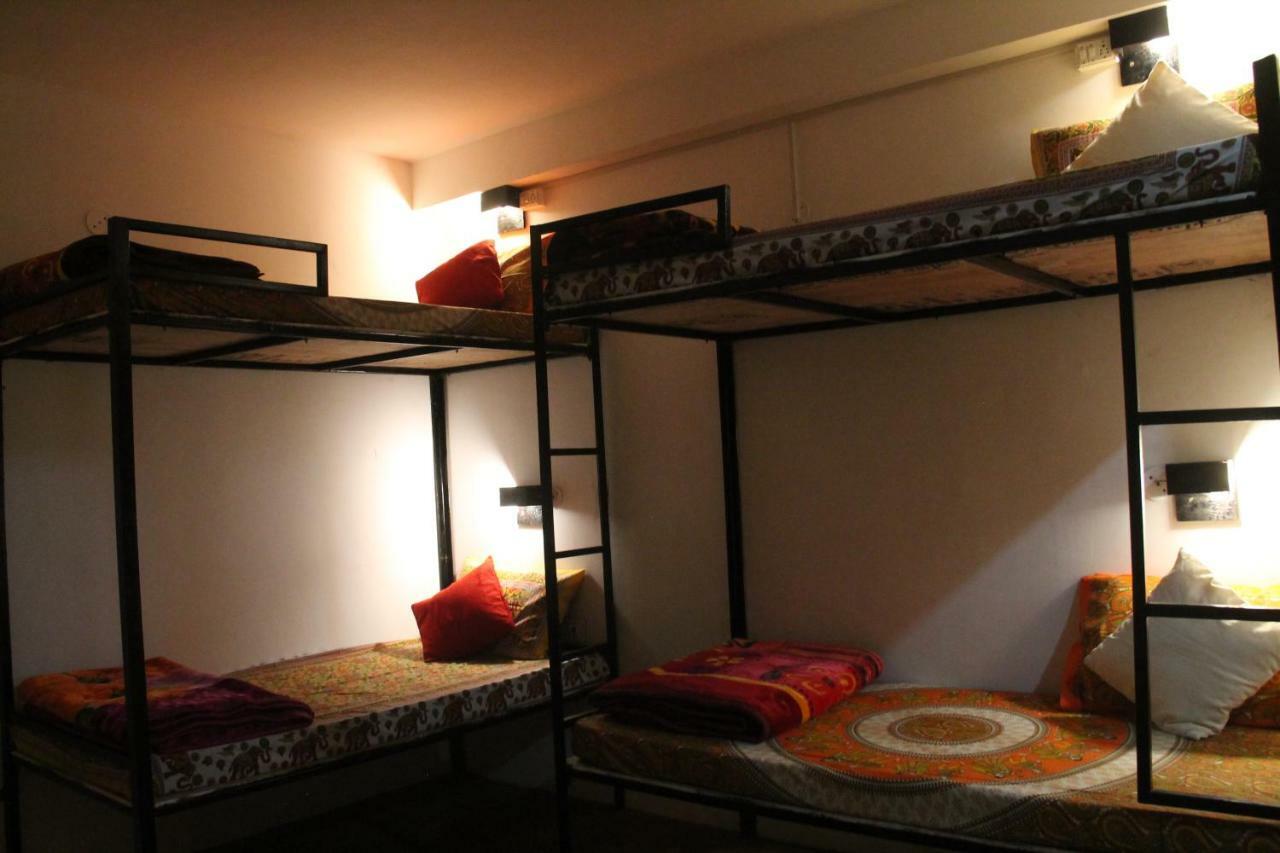 Bros Hostel Manali Manāli Exterior foto